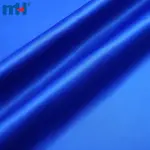 Stretch-Charmeuse-Satinstoff aus 90 % Polyester/10 % Elasthan – hochglänzend, weich im Griff und flexibel