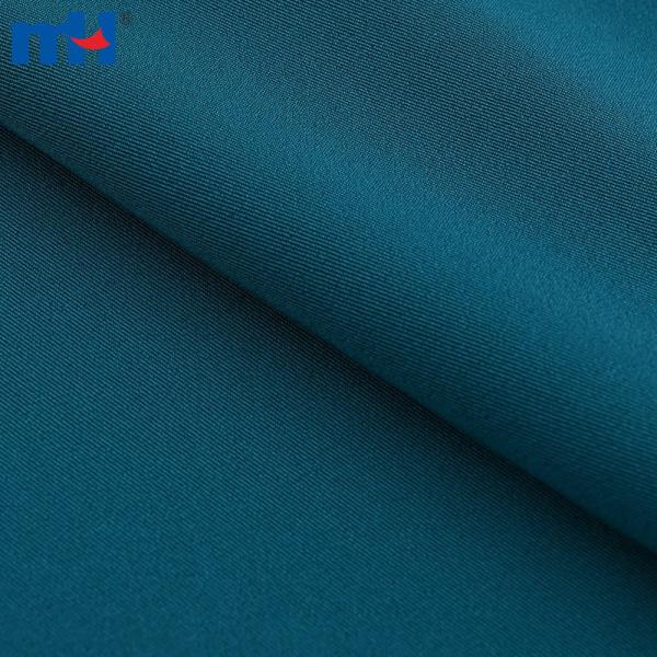 Tessuto elasticizzato in quattro direzioni: 100% poliestere, 200 g/m²
