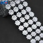 Cinta de malla brillante tachonada de pedrería