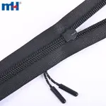Nailon con cremallera impermeable.
