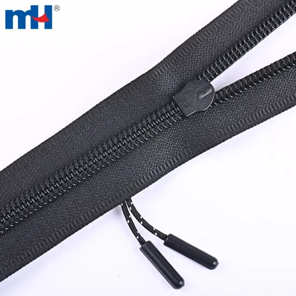 Nailon con cremallera impermeable.