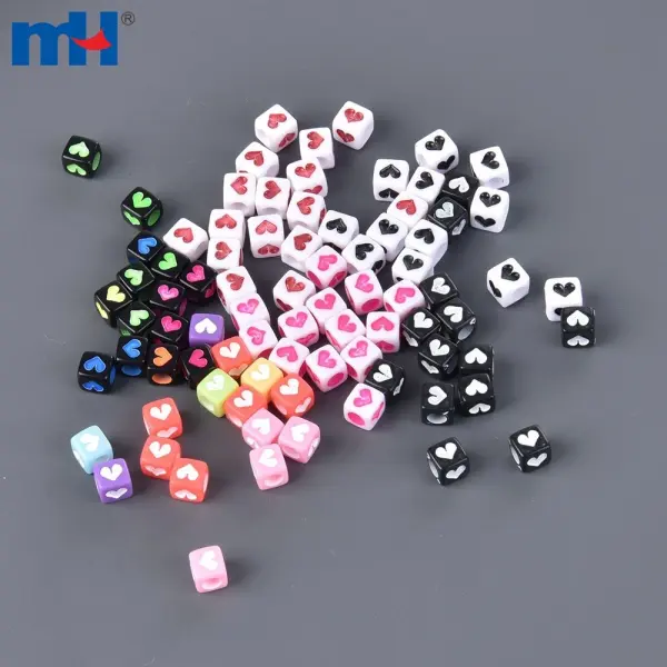 Cuentas de letras para pulseras y collares.