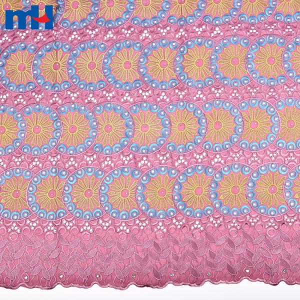 İsviçre dantel kumaşı