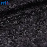 Cekinowa tkanina z siatki