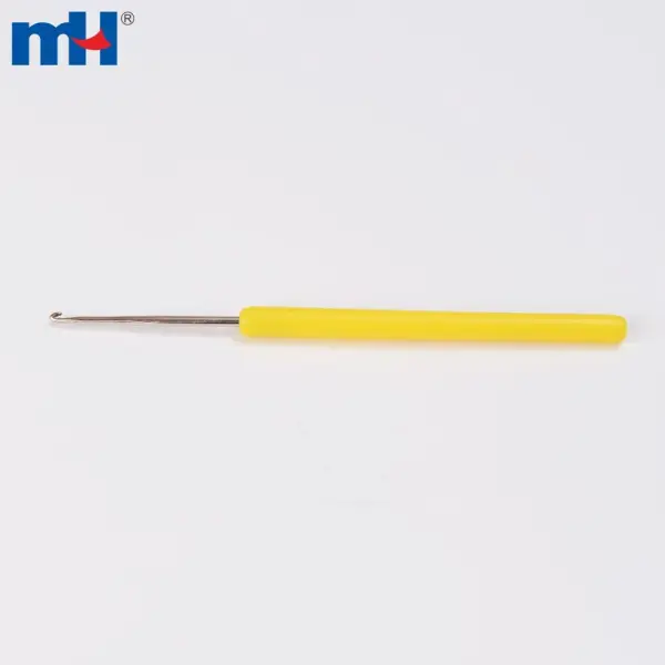 2.5mm aluminum crochet hook with plastic handle