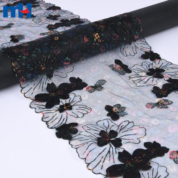 Borda de renda em malha preta