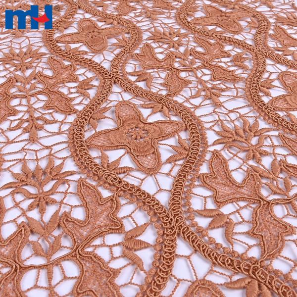Guipure lace fabric