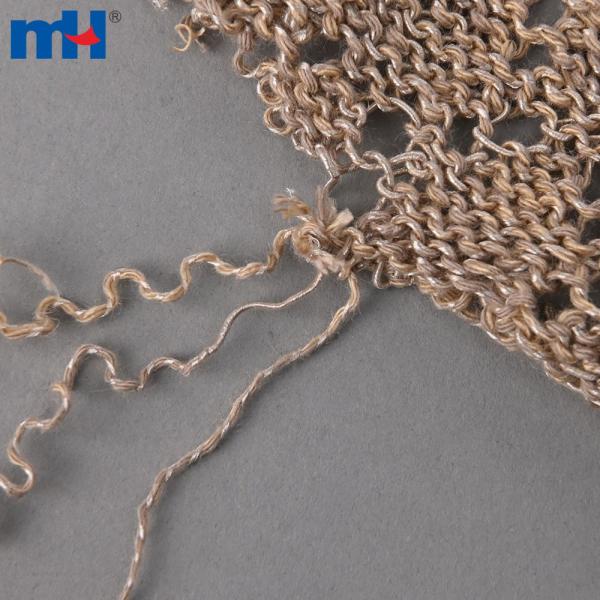 Hilo premium 4,7N/1 mezclado con algodón, acrílico y nailon.