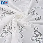 Бавовняна мереживна тканина з квітковою вишивкою