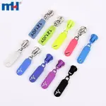 #5 Auto locking plastic zipper