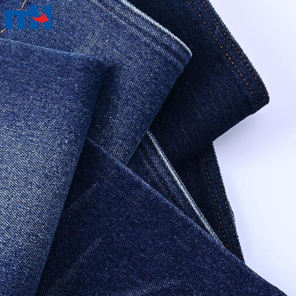 Tessuto denim realizzato in cotone, poliestere, viscosa ed elastan