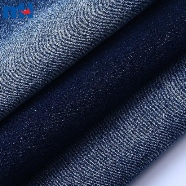 Tessuto denim realizzato in cotone, poliestere, viscosa ed elastan