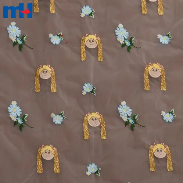 Mit Blumen bestickter Organzastoff