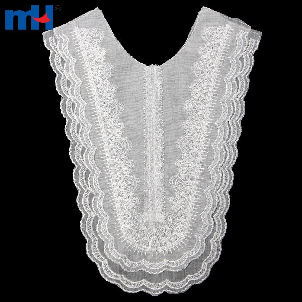 Weißer, mit Organza bestickter Spitzenkragen