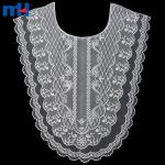 Weißer, mit Organza bestickter Spitzenkragen