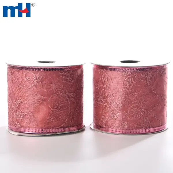 Cinta navideña de organza con alambre.