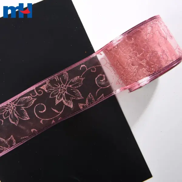 Cinta navideña de organza con alambre.