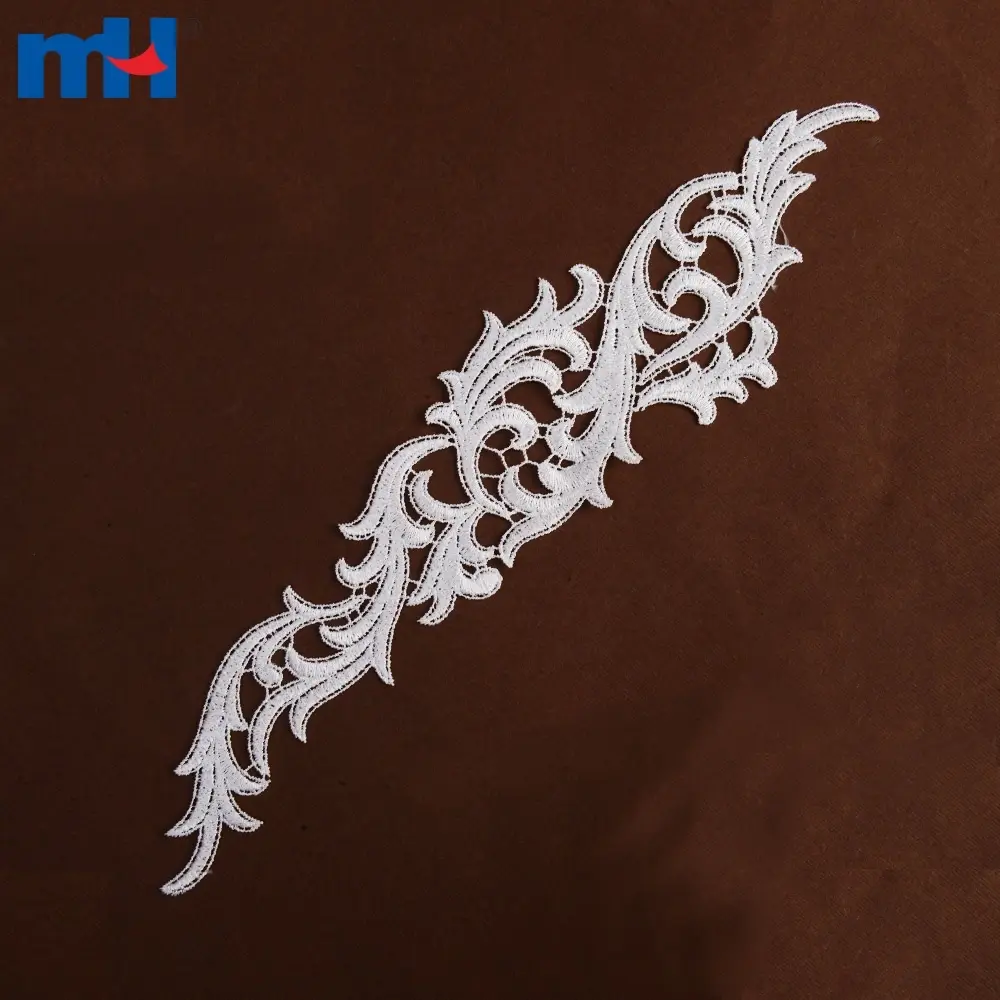 Lace collar