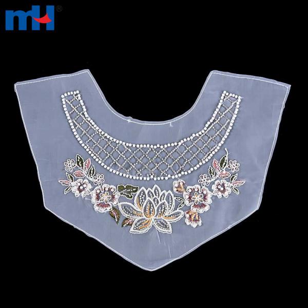 Embroidered lace collar