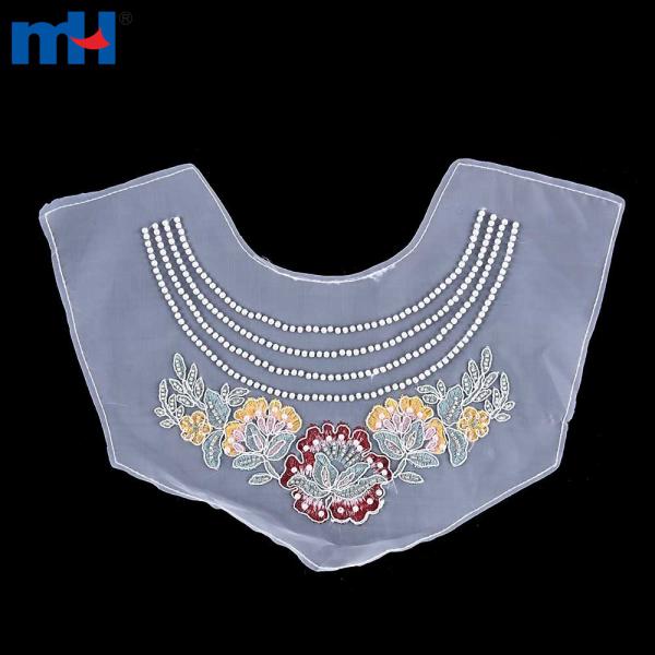 Embroidered lace collar