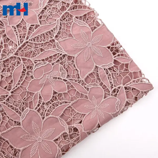 Unternehmen, das Spitzenstoffe aus Polyester herstellt
