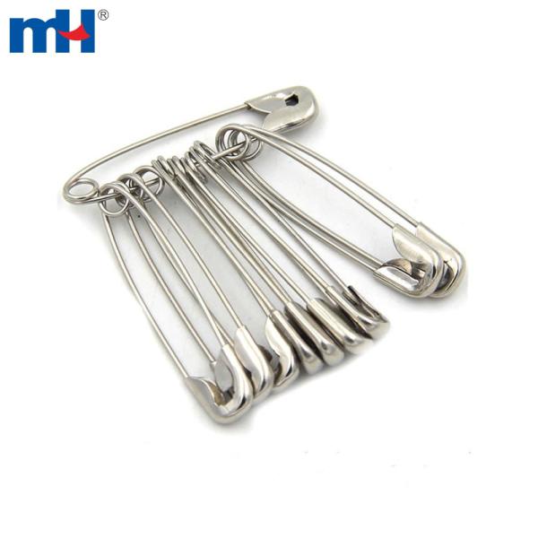 Metalowa agrafka