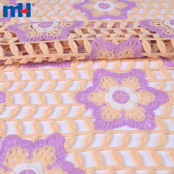 Gökkuşağı dantel kumaş