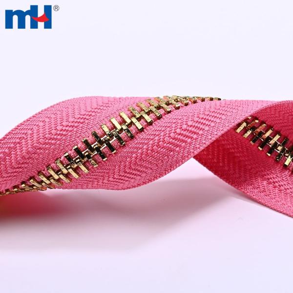 Supplier of closed-end brass zippers with #10 light gold teeth