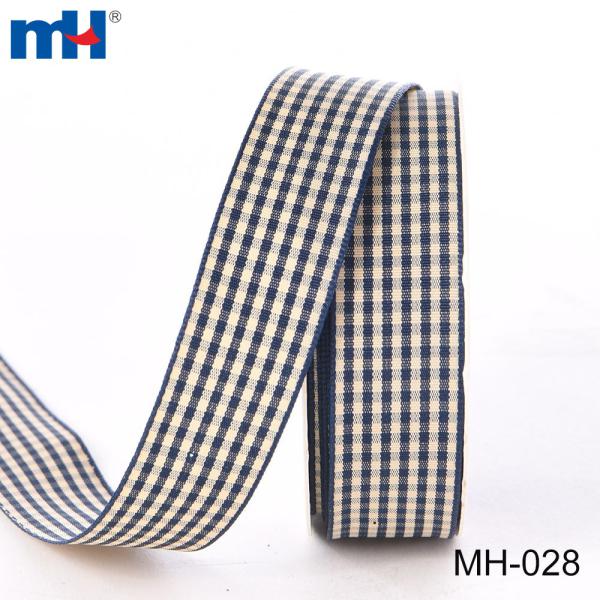 Wire edge patterned ribbon