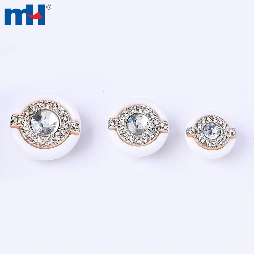 Wholesale 28L 34L 40L rhinestone plastic buttons
