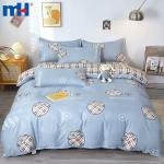 Set biancheria da letto in quattro pezzi realizzato in fibra di poliestere