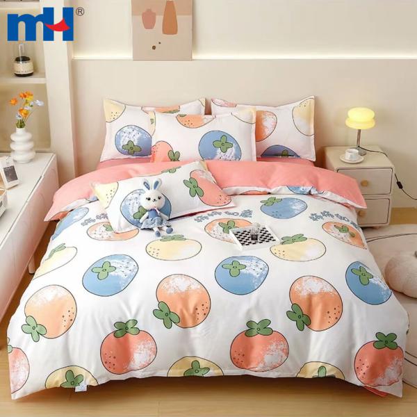 Set biancheria da letto in quattro pezzi realizzato al 100% in poliestere