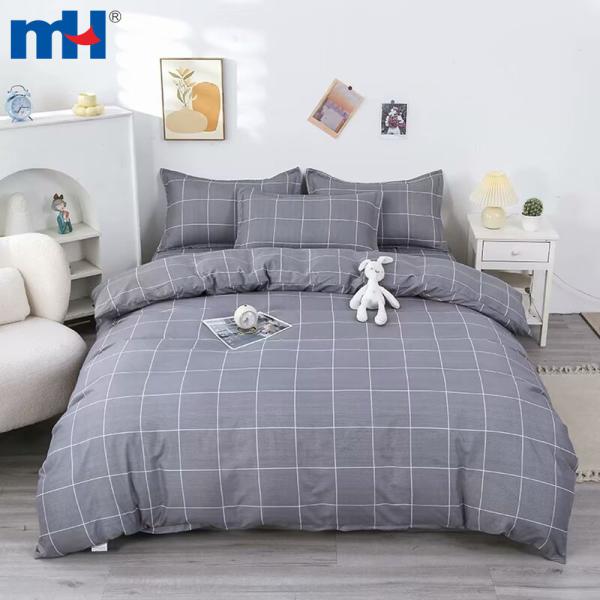 Set biancheria da letto composto da quattro pezzi in fibra di poliestere tinta unita