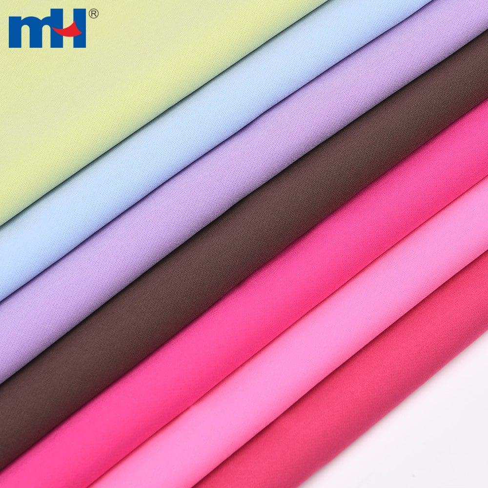 Maserati kumaşı: %90 polyester ve %10 spandeks