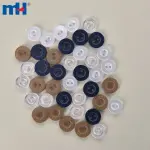Botón de resina para camisa.