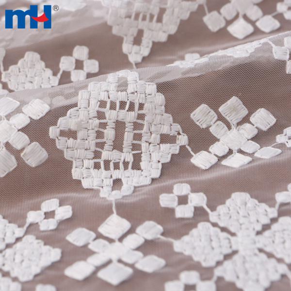 Gesticktes Netzgewebe aus recyceltem Polyester