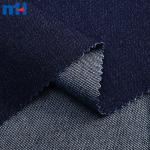 Tessuto denim realizzato in cotone, poliestere, viscosa ed elastan